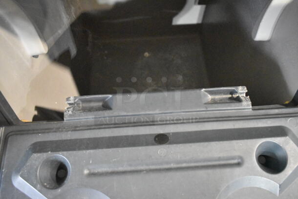 Scotsman Stainless Steel Commercial Ice Head on Scotsman B530S Commercial Ice Bin.  - Image 4 of 8
