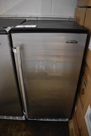 BRAND NEW SCRATCH AND DENT! KoolMore BIM75-BS Stainless Steel Commercial Self Contained Undercounter Ice Machine. 115 Volts, 1 Phase. 15x17.5x33