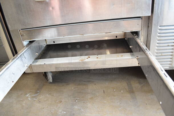 Beverage Air WTRCS36-1-48FLT Stainless Steel Commercial 2 Drawer Chef Base on Commercial Casters. 115 Volts, 1 Phase. Tested and Powers On But Does Not Get Cold - Image 3 of 5