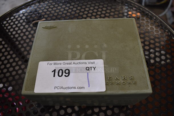 Sears Kenmore Green Poly Button Kit. 7.5x6x3.5 - Image 4 of 4