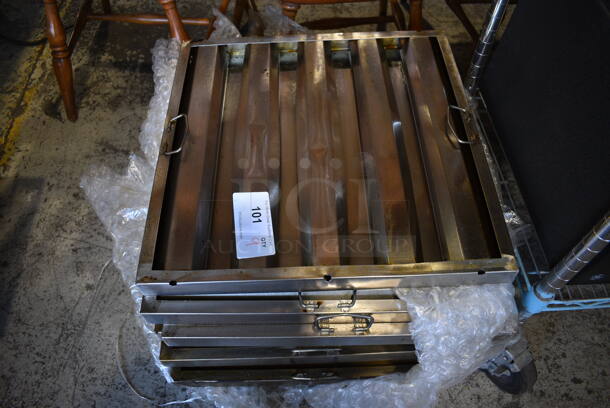9 Metal Grease Hood Filters. 19.5x19.5x1.5. 9 Times Your Bid! - Image 1 of 4