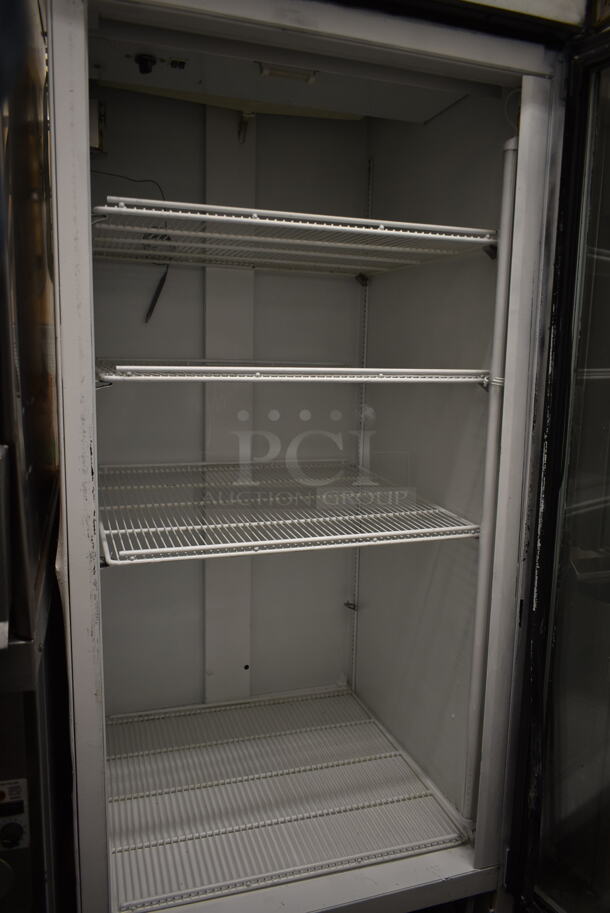 Beverage Air MT27 Metal Commercial Single Door Reach In Cooler Merchandiser w/ Poly Coated Racks. 115 Volts, 1 Phase. Tested and Powers On But Does Not Get Cold - Image 5 of 6