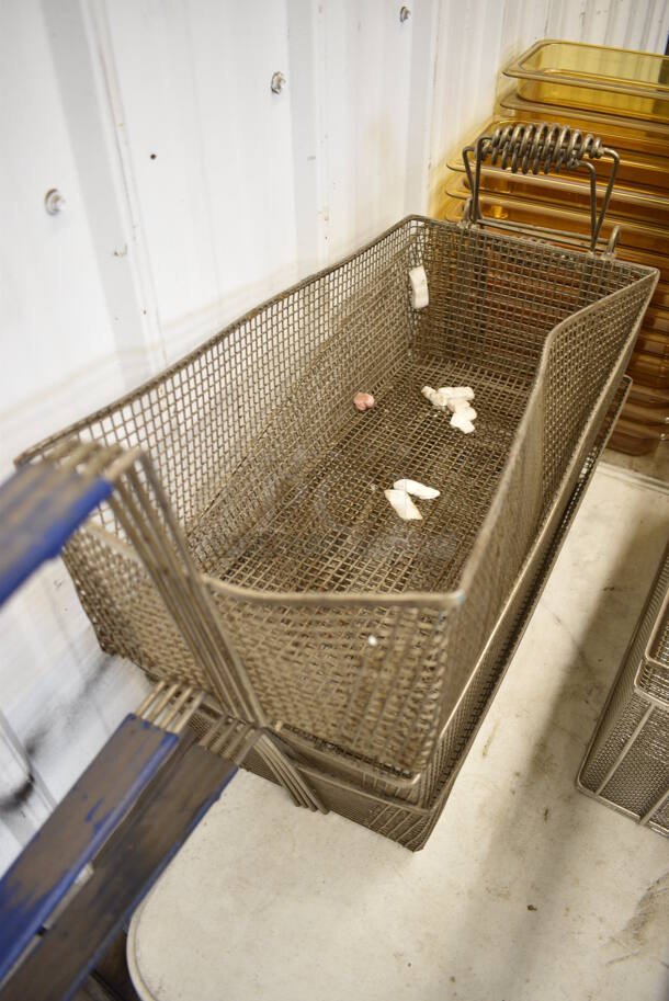 3 Metal Fry Baskets. 9.5x37x11. 3 Times Your Bid! - Image 2 of 3