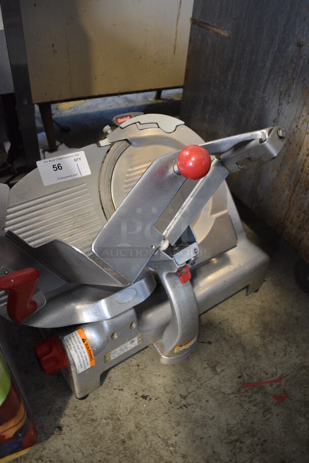 Berkel Model 909E Stainless Steel Commercial Countertop Meat Slicer w/ Blade Sharpener. 115 Volts, 1 Phase. 25x21x24. Tested and Working! - Image 6 of 7