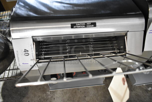 BRAND NEW SCRATCH AND DENT! Hatco TQ-400 Stainless Steel Commercial Countertop Toast Qwik Conveyor Toaster - 2" Opening. 120 Volts, 1 Phase. Tested and Working! - Image 3 of 5