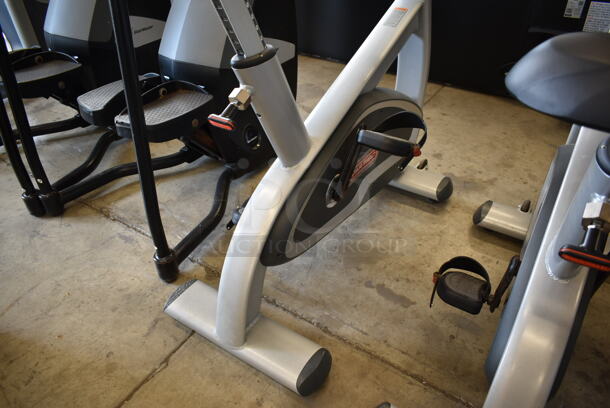 Star Trac Metal Commercial Floor Style Stationary Exercise Bicycle w/ Monitor and Heart Rate Handle Grip Monitors. Tested and Working! - Image 4 of 5