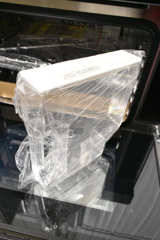 BRAND NEW SCRATCH AND DENT! Whynter TSO-488GB Stainless Steel Commercial Countertop Multi-Function Intelligent Convection Steam Oven Air Fryer. 120 Volts, 1 Phase. Tested and Working! - Image 7 of 9