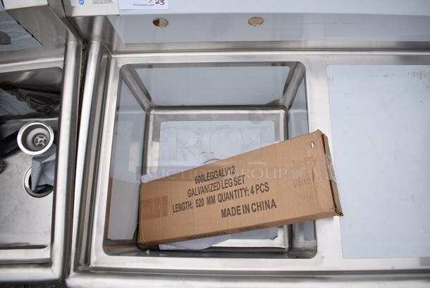 BRAND NEW SCRATCH AND DENT! Steelton 522CS11818R 38 3/4" 18-Gauge Stainless Steel One Compartment Commercial Sink with Right Drainboard - 18" x 18" x 12" Bowl - Image 6 of 8