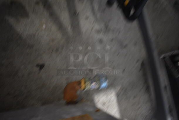 Stainless Steel Commercial Countertop Natural Gas Powered Charbroiler Grill. 36x26x18 - Image 5 of 5