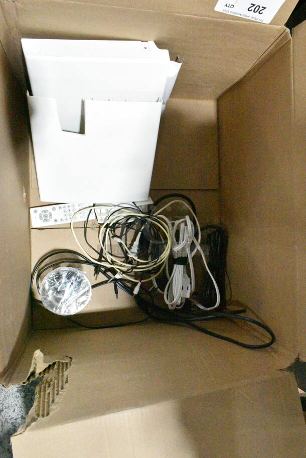 Dell Projector - Image 5 of 12