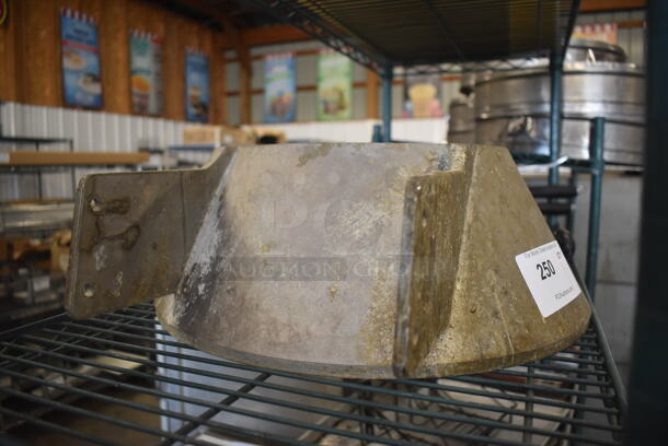 Metal Mixer Piece. 11x17x6 - Image 3 of 3