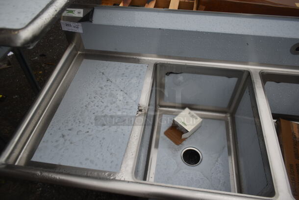 BRAND NEW SCRATCH AND DENT! Regency 600S31824218 Stainless Steel Commercial 3 Bay Sink w/ Dual Drain Boards. Bays 18x24. Drain Boards 16x25 - Image 2 of 5