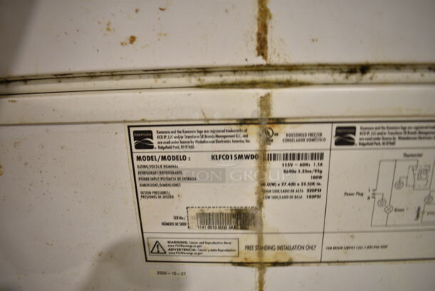 Kenmore KLFC015MWDO Metal Chest Freezer w/ Hinge Lid. 115 Volts, 1 Phase. Tested and Working! - Image 3 of 3
