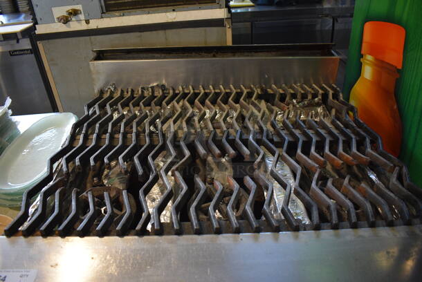 Jade Stainless Steel Commercial Natural Gas Powered 6 Burner Range w/ Oven. 36x38x41 - Image 4 of 7