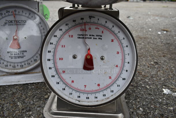 Metal Countertop 30 Pound Capacity Food Portioning Scale. - Image 4 of 4