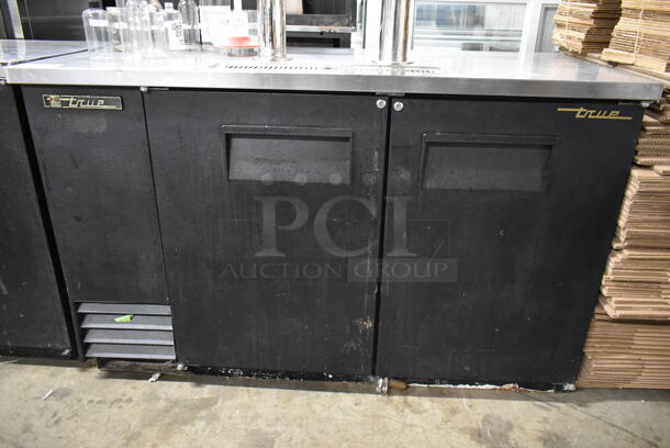 True TDD-2 Stainless Steel Commercial Direct Draw Kegerator w/ 4 Head Tower, Single Head Tower and 5 Couplers. 115 Volts, 1 Phase. Tested and Working! - Image 2 of 7