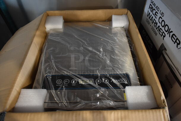 BRAND NEW SCRATCH AND DENT! Avantco 177LT06A Stainless Steel Commercial Food Dehydrator. 120 Volts, 1 Phase. Tested and Only Works On The Highest Heat Setting.
 - Image 3 of 10