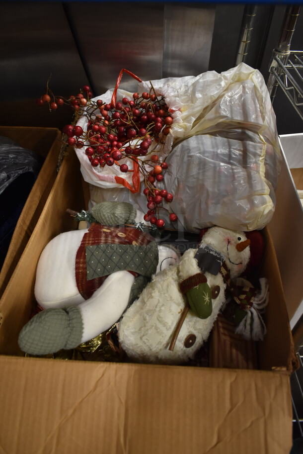 ALL ONE MONEY! Lot of Various Items Including Snowman Decorations  - Image 2 of 4