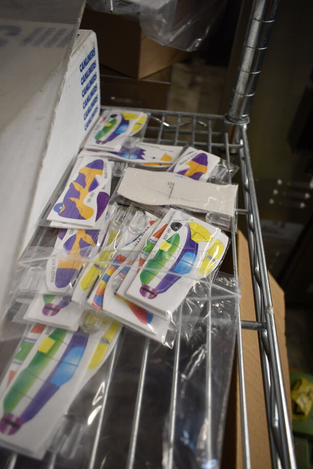 ALL ONE MONEY! Tier Lot of Various Items Including Lab Plaster and Christmas Ornaments - Image 7 of 7