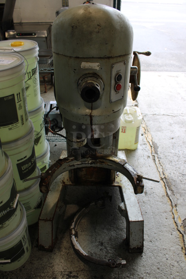Hobart Model H-600 Metal Commercial Floor Style 60 Quart Planetary Dough Mixer w/ Bowl Adapter. 200 Volts, 3 Phase. 28x36x55 - Image 4 of 8
