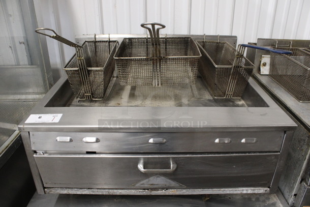 Comstock Castle Stainless Steel Commercial Countertop Propane Gas Powered Carnival Fryer w/ 3 Metal Fry Baskets. 32x28x21