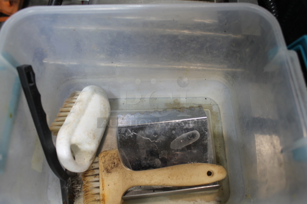 ALL ONE MONEY! Lot of Various Cleaning Brushes in Poly Bin - Image 3 of 4