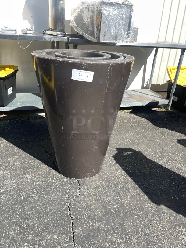 Commerical Patio Trash Receptacles 