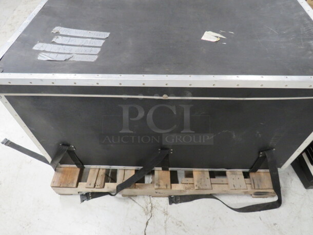 One Hard Shell Case. 32.5X51X26 - Image 2 of 3