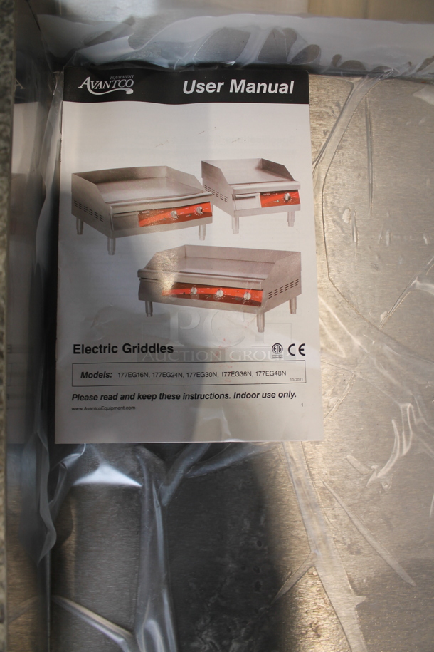 BRAND NEW SCRATCH AND DENT! Avantco 177EG30N Stainless Steel Commercial Countertop Electric Powered Flat Top Griddle w/ Thermostatic Controls. 208/240 Volts, 1 Phase.  - Image 4 of 7