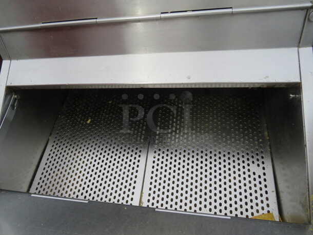 One SS Carter Hoffman Chip Warmer, With Under Shelf, On Casters. Model# CW4. 30X28X64. WORKING WHEN REMOVED. - Image 3 of 4