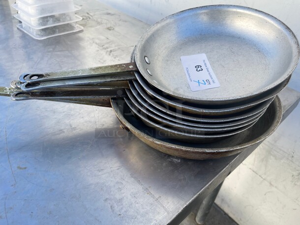Clean! Commercial Frying Pans NSF Great For Any Braising or Frying Need  - Image 4 of 6