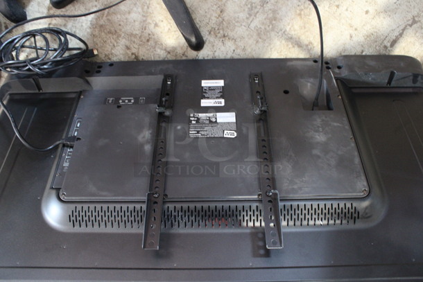 Toshiba Model 49LF421U19 49" Television. 120 Volts, 1 Phase. Buyer Must Pick Up - We Will Not Ship This Item. Tested and Powers On - See Pictures - Image 7 of 8