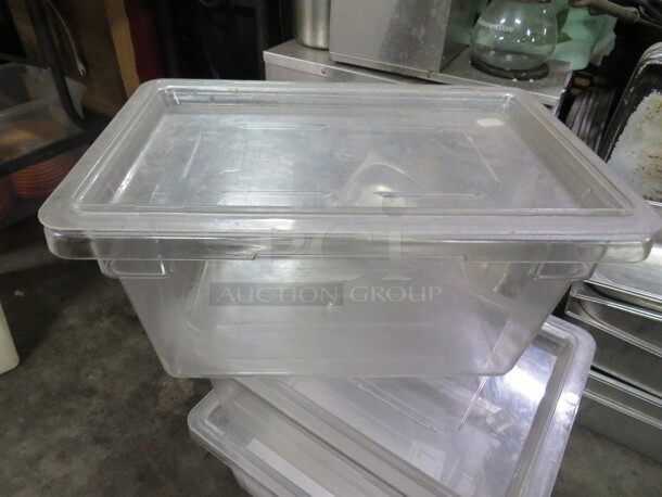 One 4.75 Gallon Food Storage Container With Lid.