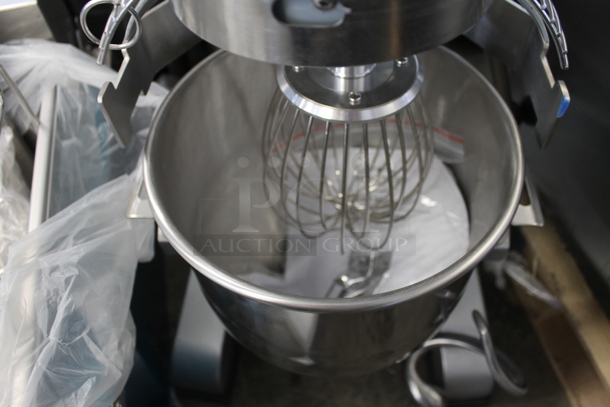 BRAND NEW SCRATCH AND DENT! 2022 Mainstreet 541GMIX10 Metal Commercial Countertop 10 Quart Planetary Dough Mixer w/ Stainless Steel Mixing Bowl, Bowl Guard, Whisk and Dough Hook Attachments. 120 Volts, 1 Phase. Tested and Does Not Power On - Image 4 of 6