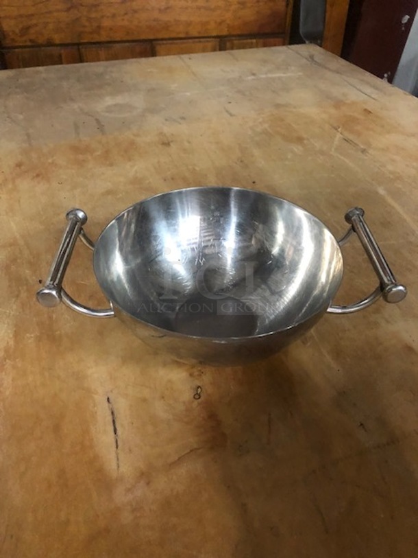 Vollrath 32oz Stainless Steel Handle Bowl. #46625. 3XBID