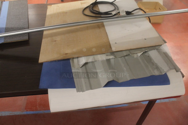 Table w/ Contents - Image 4 of 4