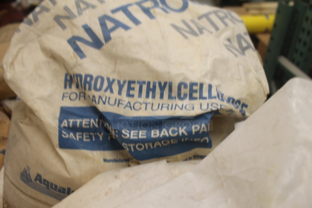 ALL ONE MONEY! PALLET LOT of Various Items Including Hydroxyethlcellulose Bags. BUYER MUST REMOVE. - Image 3 of 5