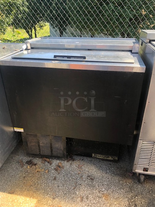 One Beverage Air Glass Froster. #GF48L. 115 Volt.  34X27X35 - Image 3 of 3