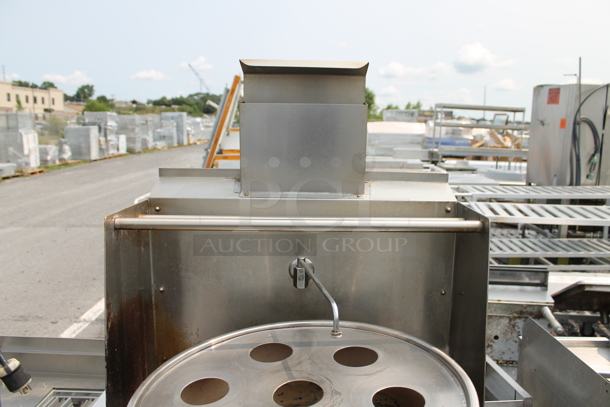 Bowery 101 Stainless Steel Commercial Floor Style Natural Gas Powered Wok Range. - Image 7 of 8