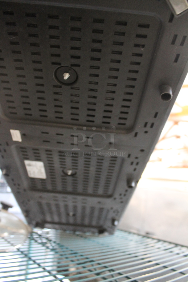 Sensio YDE902A Metal Countertop 3 Well Slow Cooker w/ Drop Ins and Lids. 120 Volts, 1 Phase. Tested and Working! - Image 10 of 11