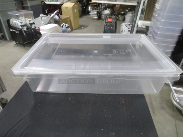 One Cambro 8.75 Gallon Food Storage Container With Lid.