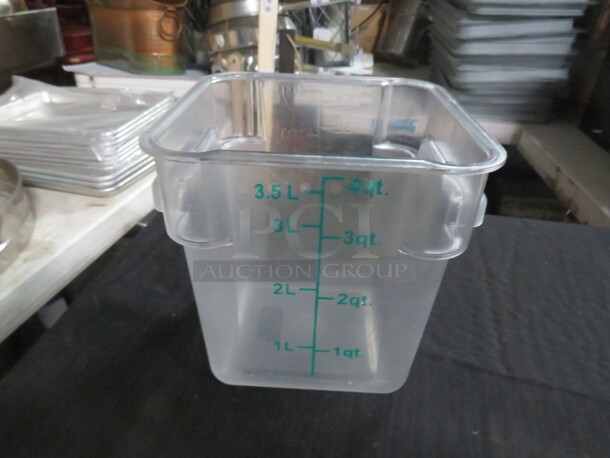 4 Quart Food Storage Container. 3XBID - Image 1 of 1