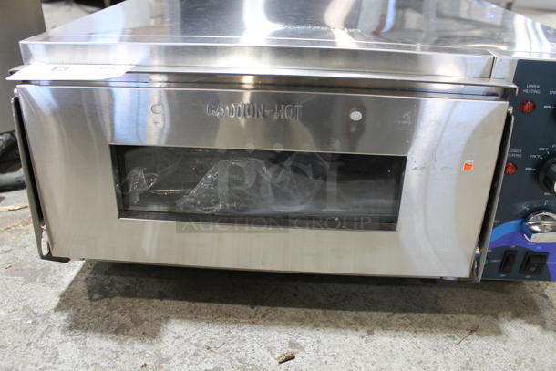 BRAND NEW SCRATCH AND DENT! 2023 Hoocoo CMO-1 Stainless Steel Commercial Countertop Electric Powered Pizza Oven w/ Cooking Stone. 120 Volts, 1 Phase. Tested and Working! - Image 3 of 5