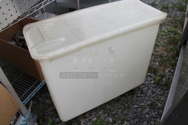 White Poly Ingredient Bin on Commercial Casters. - Image 2 of 6