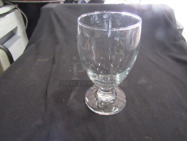 NEW Libbey 10.5oz Goblet/Glass. 12XBID