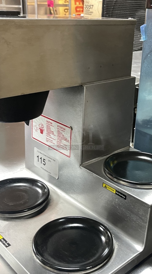 Bloomfield 8571-D3 Koffee King 3 Warmer Right Stepped Pourover Coffee Brewer, 120V; 1800W Tested and Working! - Image 4 of 6