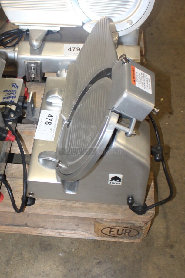 WOW! Varimixer Model VS25F/N Commercial Countertop Meat/Cheese Deli Slicer. 20x13x15. 120V/60Hz. Needs Carriage.  - Image 2 of 3