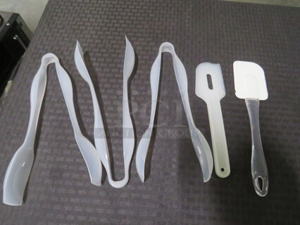 One Lot Of Assorted Utensils. 