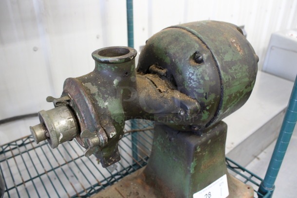 Berkel Metal Commercial Countertop Meat Grinder. 115 Volts, 1 Phase. 16x10x15Berkel Metal Commercial Countertop Meat Grinder. 115 Volts, 1 Phase. 16x10x15 - Image 4 of 7