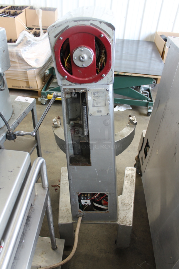 Hobart D 300T Metal Commercial Floor Style 30 Quart Planetary Dough Mixer w/ Attias Control Panel. 115 Volts, 1 Phase. Cannot Test Due To Cut Power Cord - Image 5 of 5